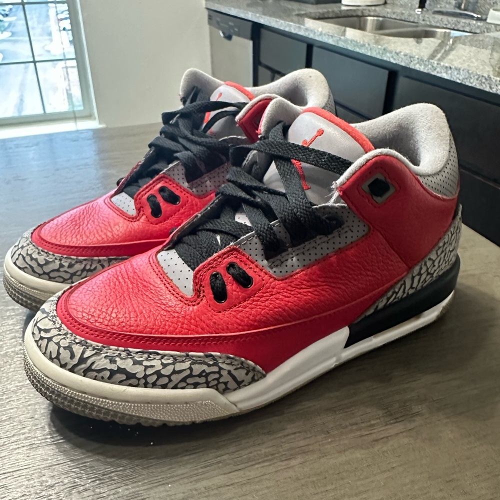 Jordan 3 Retro SE “Unite-Chi Exclusive”